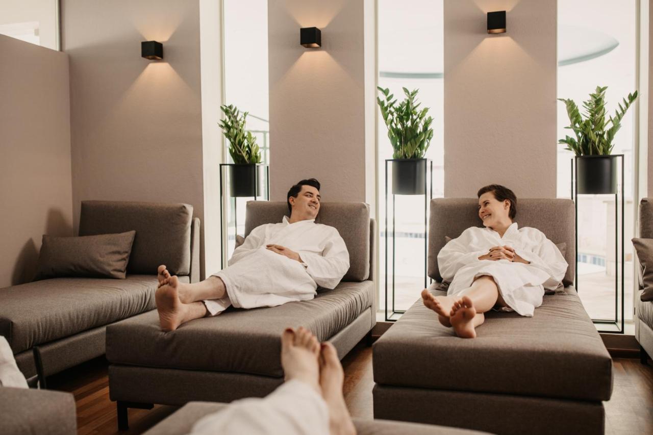 واغراين Aparthotel Rubinius المظهر الخارجي الصورة